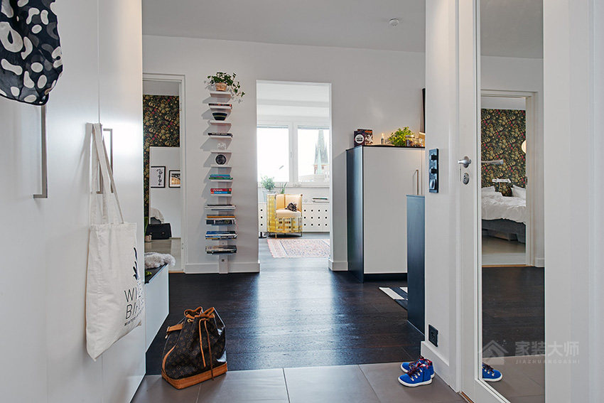 可摆设可收纳的瑞典25 坪公寓装修效果图