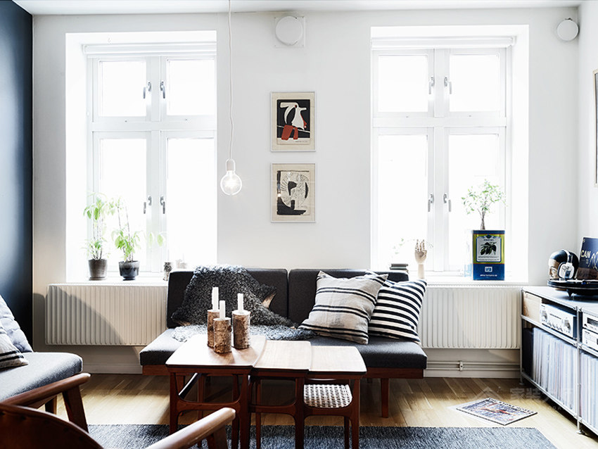 瑞典17坪深色公寓改造装修效果图