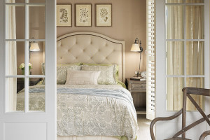 美式古典風臥室雙人床展示圖