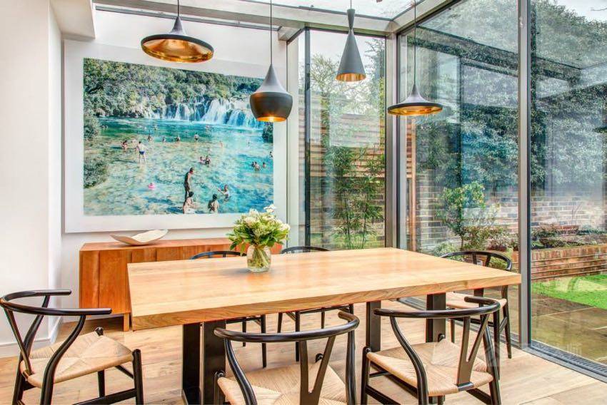 現代陽光屋餐廳原木色六人長餐桌圖片