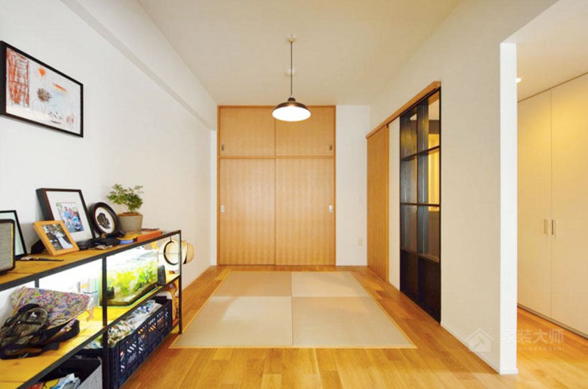 日本开放式亲子公寓装修效果图