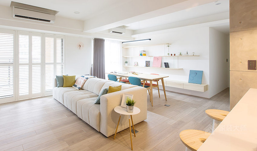 清新公寓客廳米色現代布藝沙發效果圖