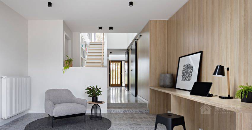 澳洲磚造老屋轉生明亮現代宅裝修效果圖