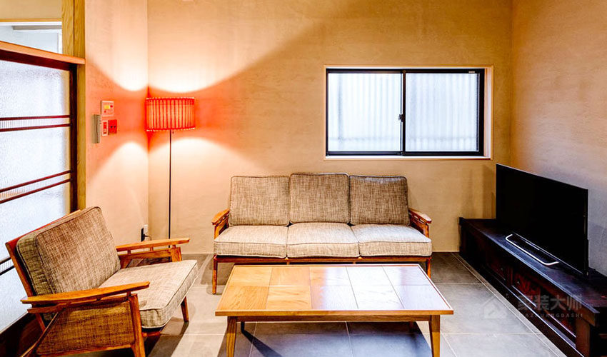 日式客厅现代布艺沙发图片