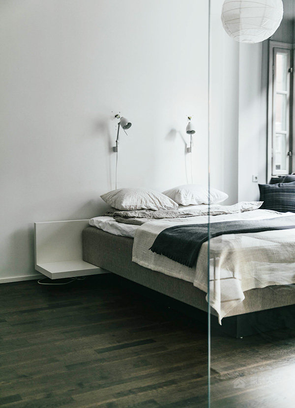 现代卧室布艺双人床效果图