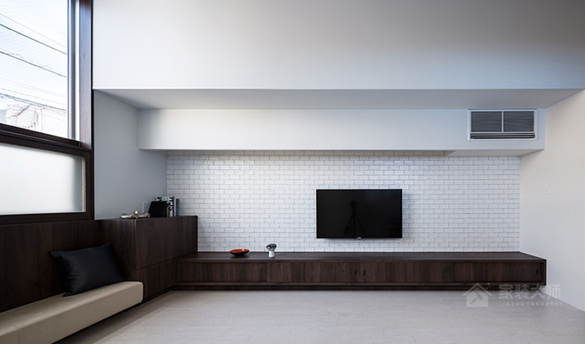 客廳白色磚電視墻圖片