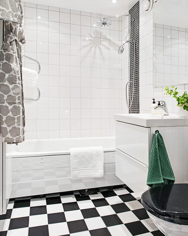 清新北歐風(fēng)衛生家白色浴室柜圖片