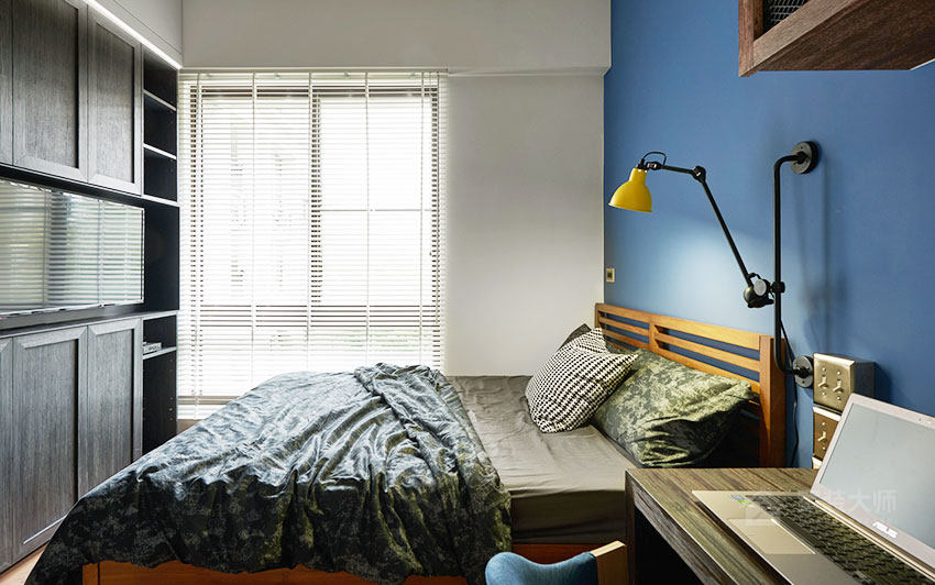 現代臥室雙人床效果圖