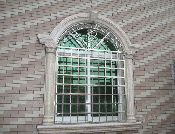 不锈钢防盗窗的价格是多少，如何选购？