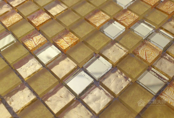 如何贴玻璃马赛克瓷砖？铺贴方法介绍