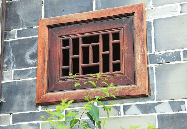 木门窗的种类有哪些？木门窗安装常见质量问题