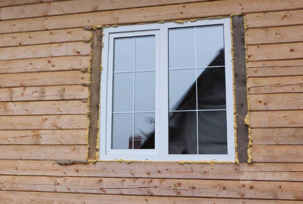 玻璃门窗安装常见问题与解决措施介绍