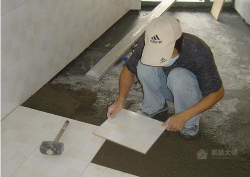铺地板砖的方法与技巧是什么？方法与技巧介绍