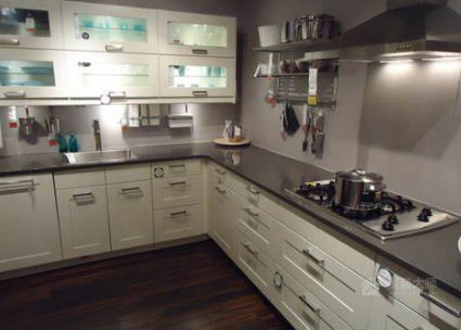 家庭廚房裝修設計要怎樣合理布局？