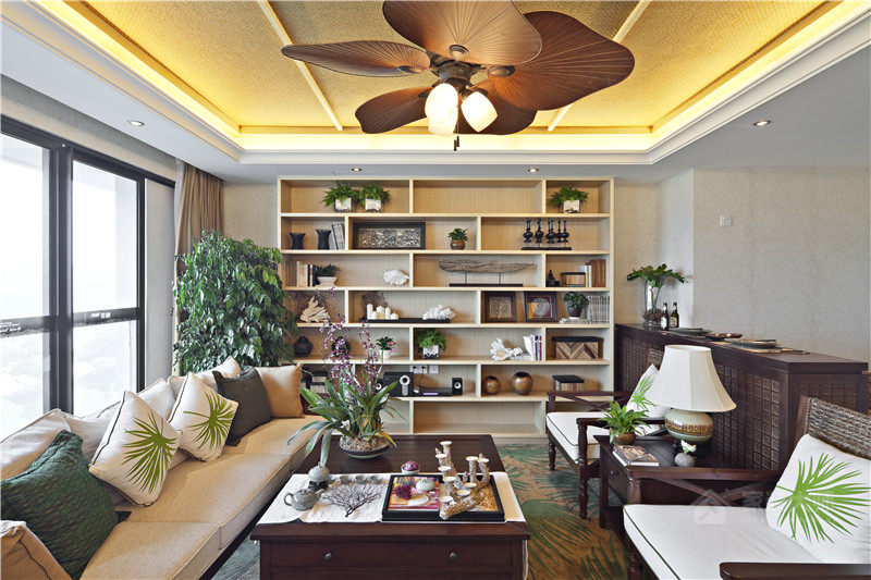 观澜国际117平三居室东南亚华美风装修效果图