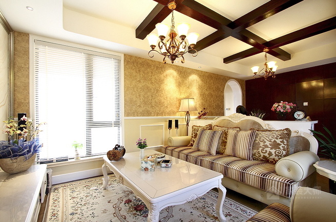 客廳古典風格白色長茶幾圖片