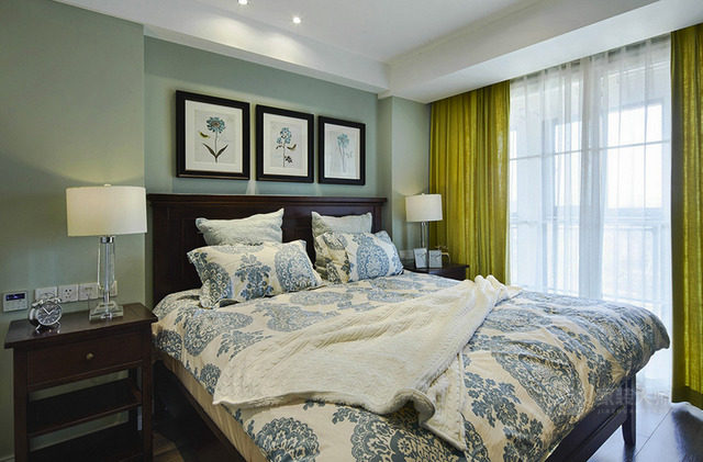 美式卧室双人床效果图片