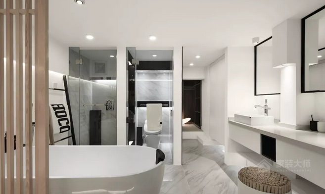 现代简约卫生间白色浴室柜图片