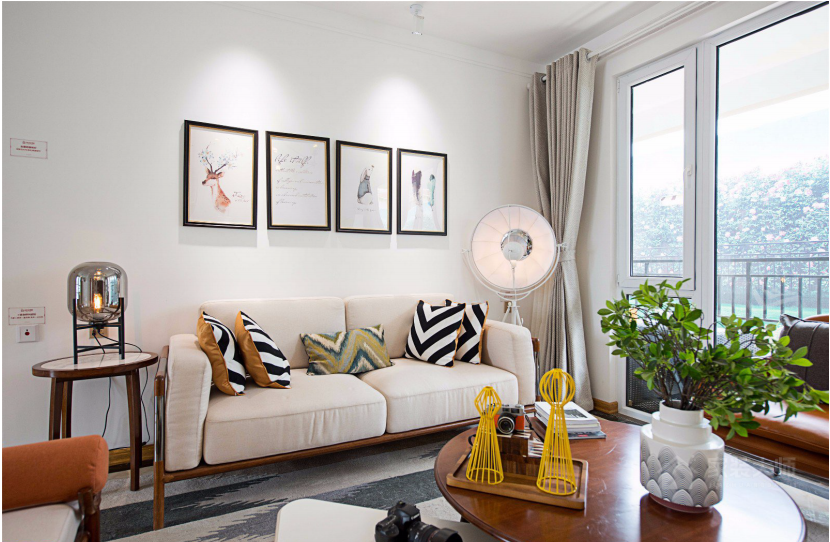 小户型客厅现代布艺沙发效果图