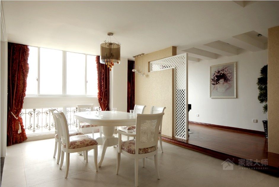 国际华城四居室户型现代风格设计！
